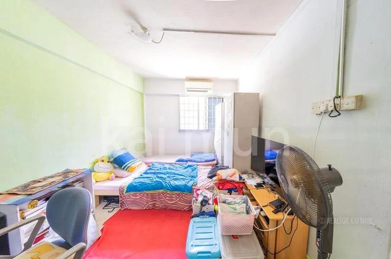 4 Room (4NG) HDB for Sale in  121 Paya Lebar Way - Image 8